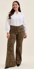 Judy Blue Leopard Flares