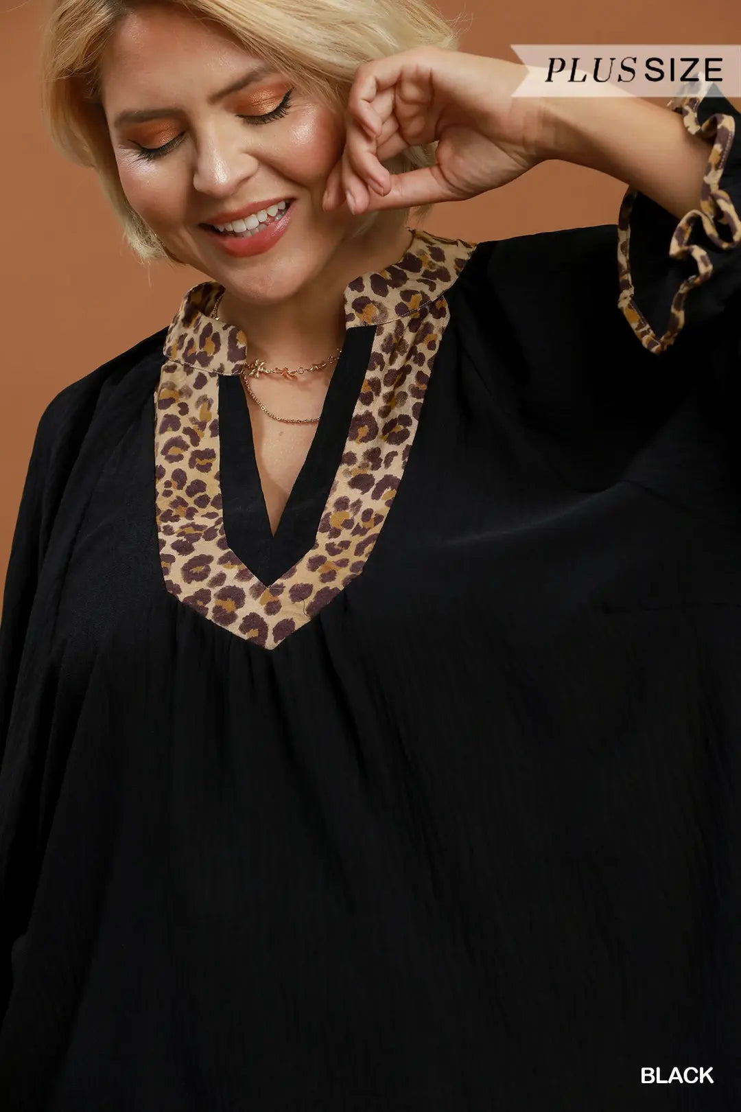 Leopard Trim V-Neck Puff Sleeve Blouse